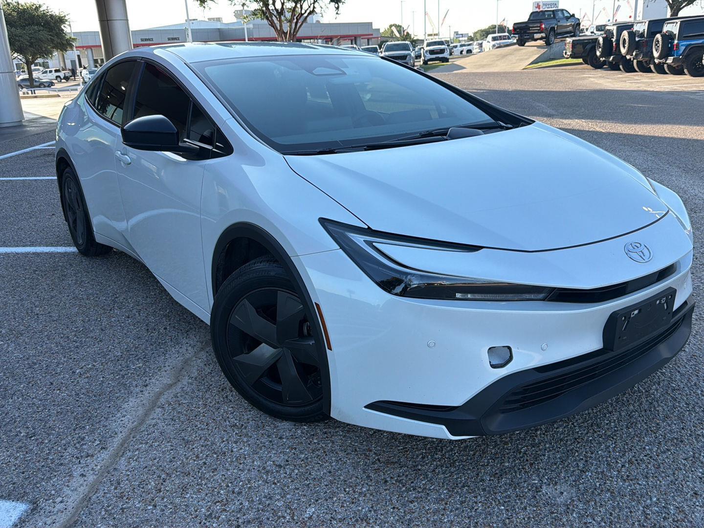 White (Wind Chill Pearl) 2024 Toyota Prius Hatchback Front-Wheel Drive Continuously Variable Transmission