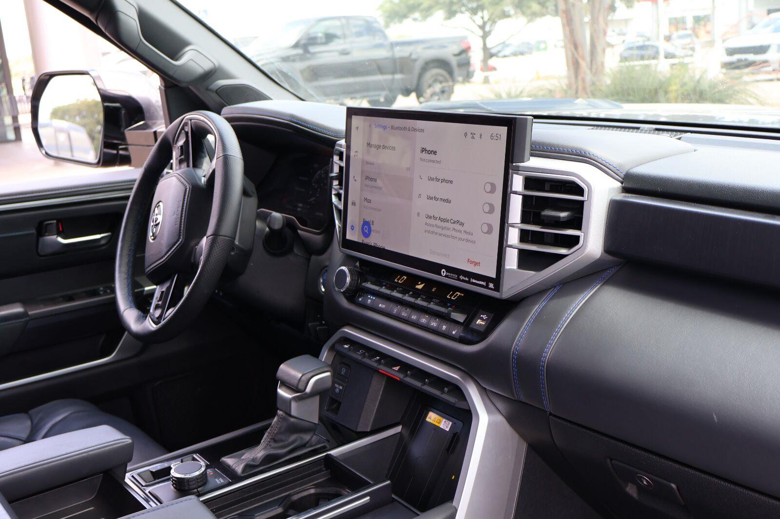2024 Toyota Tundra Platinum - Photo 19