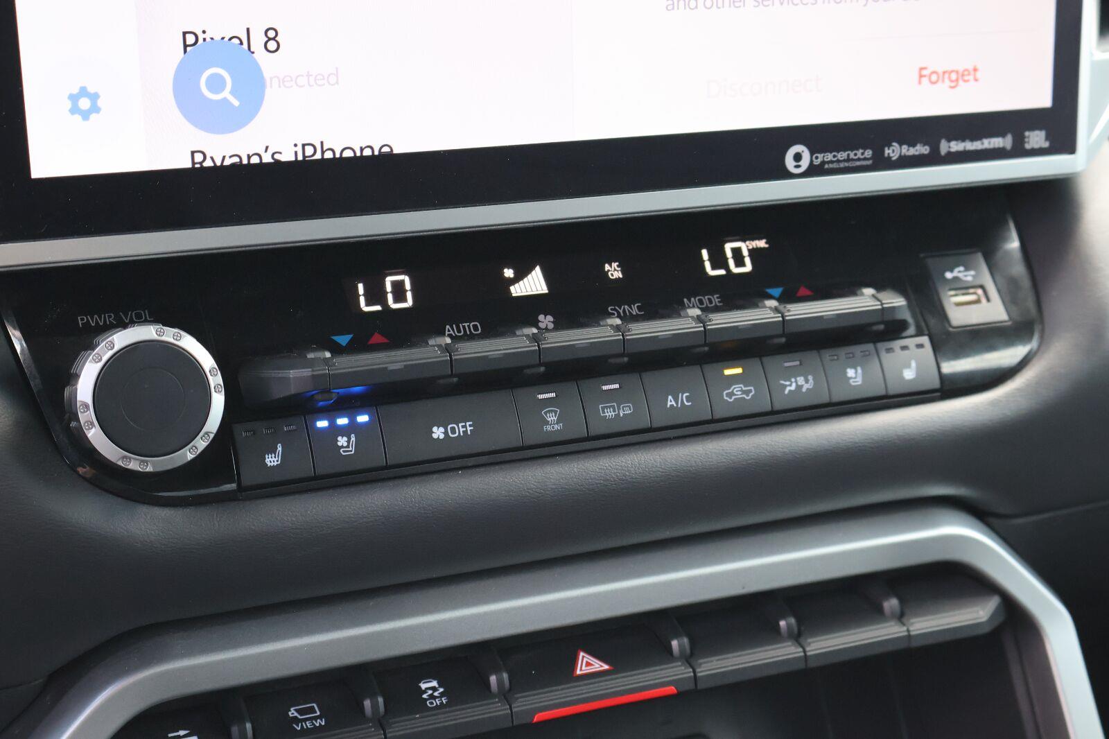 2024 Toyota Tundra Platinum - Photo 25