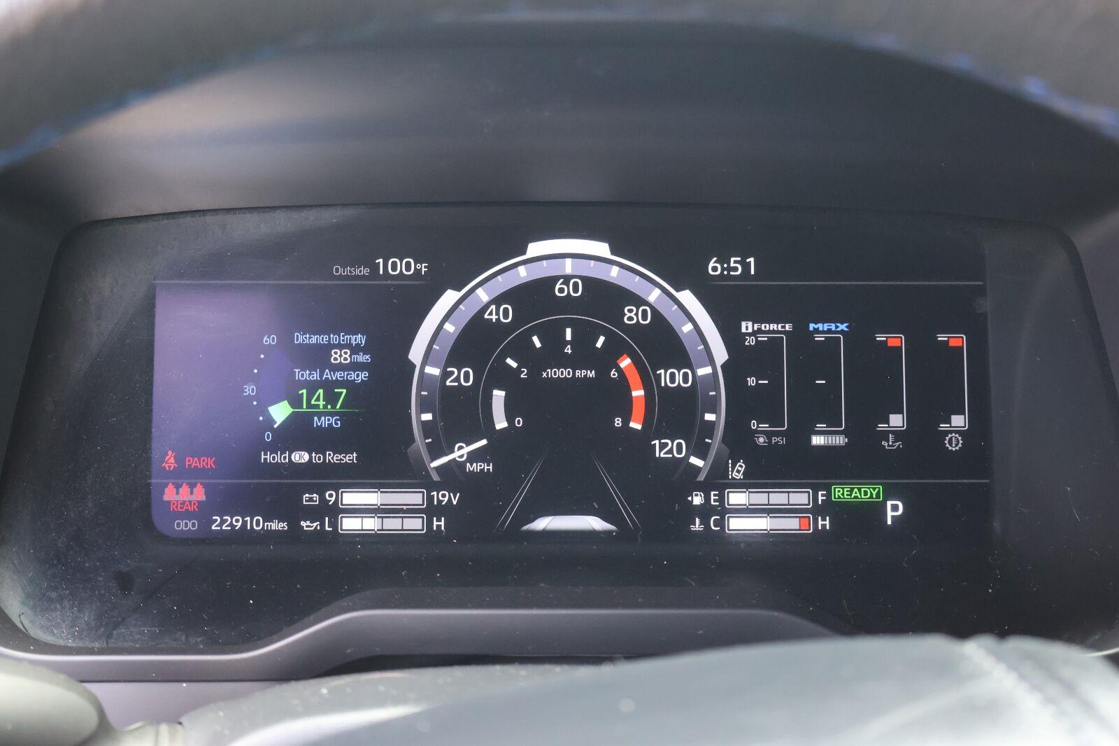 2024 Toyota Tundra Platinum - Photo 28