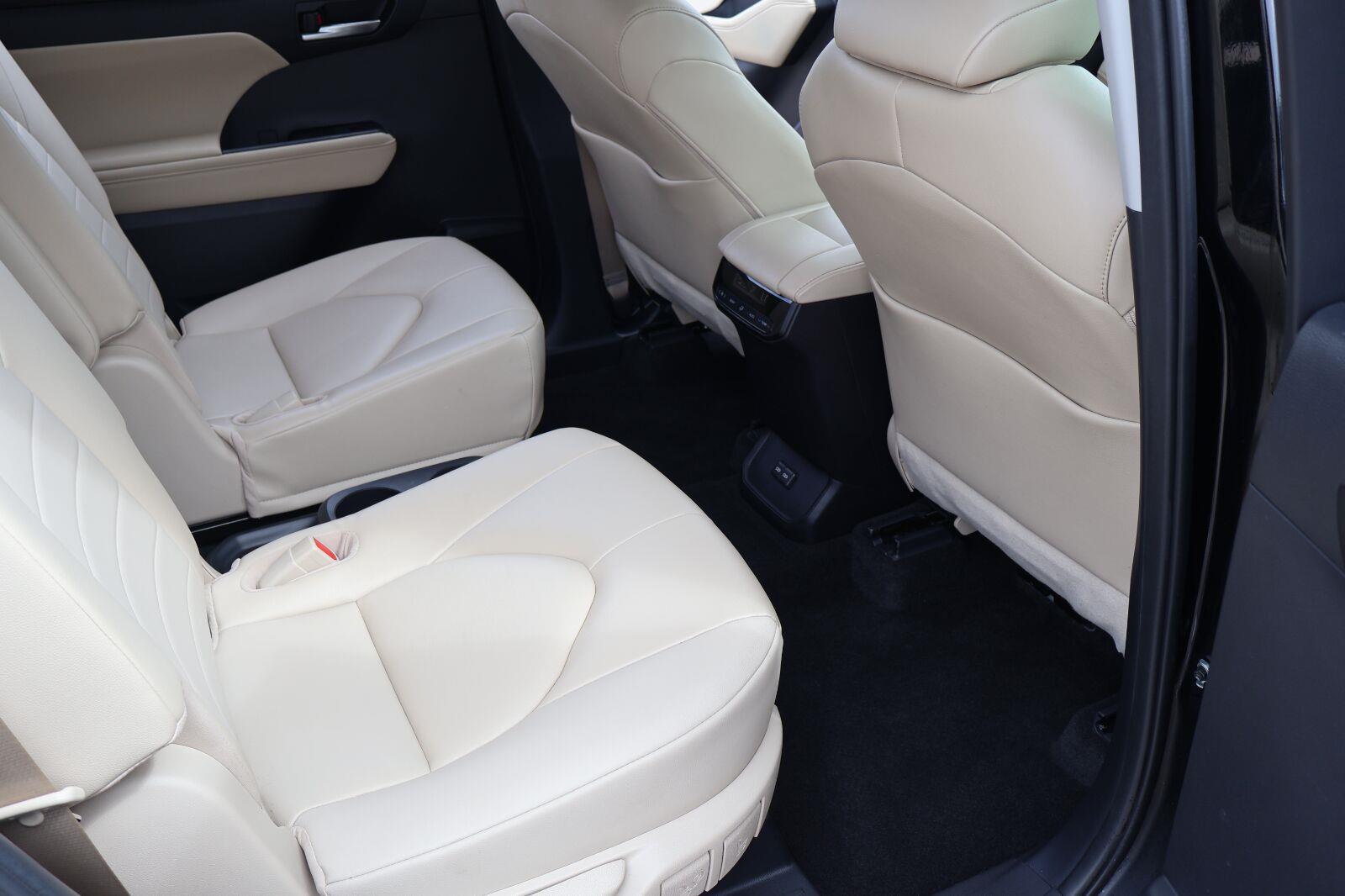 Used 2023 Toyota Highlander SUV