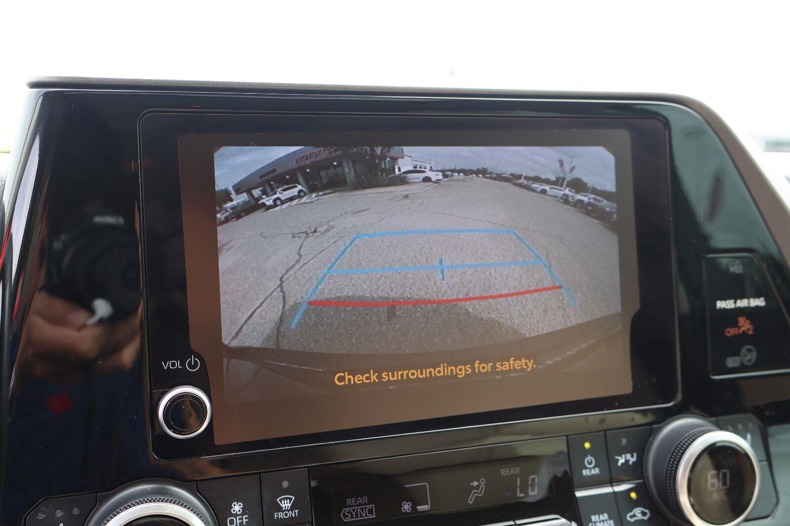 Used 2023 Toyota Highlander SUV