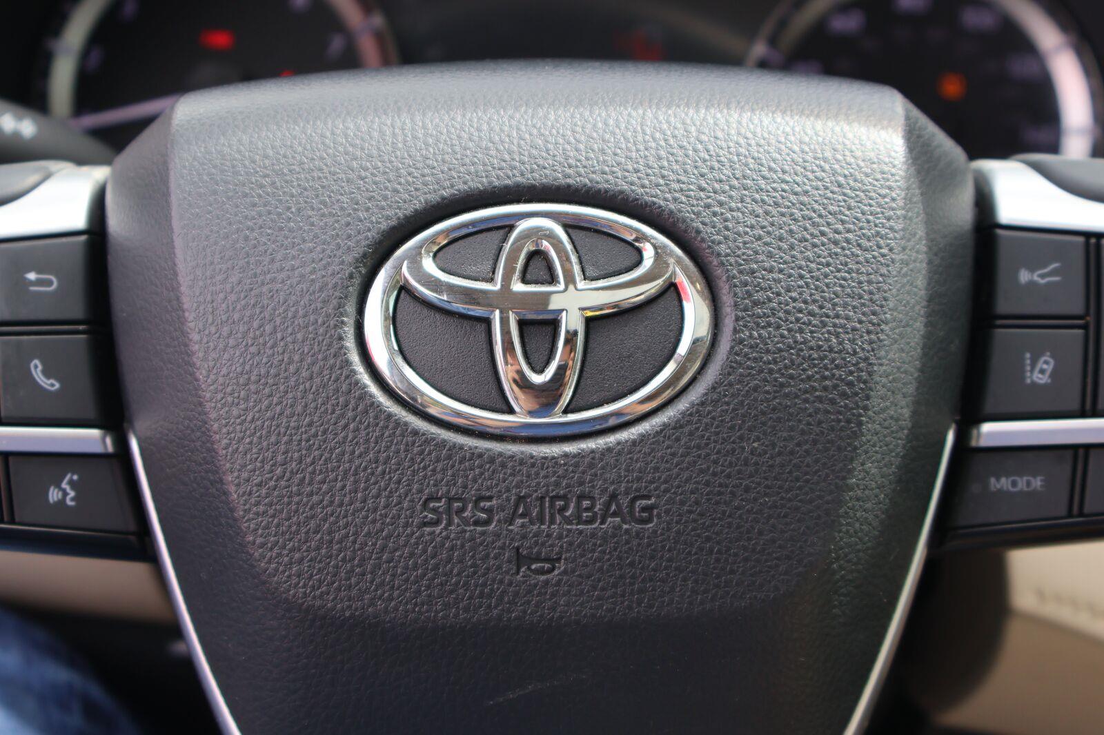 Used 2023 Toyota Highlander SUV