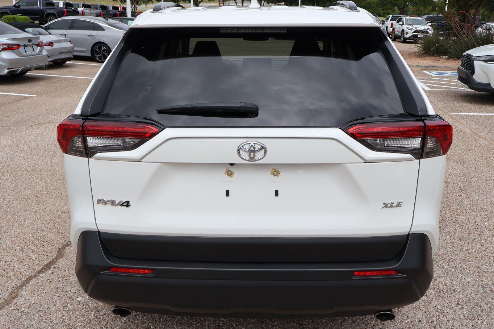 Used 2021 Toyota RAV4 SUV