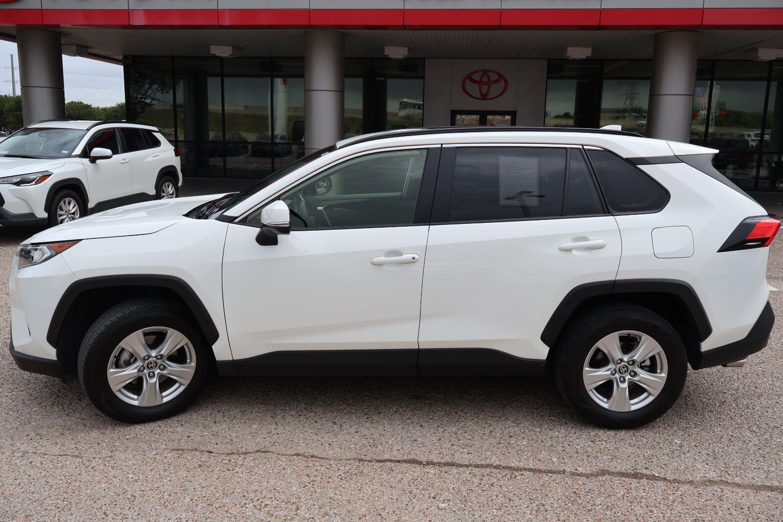 Used 2021 Toyota RAV4 SUV