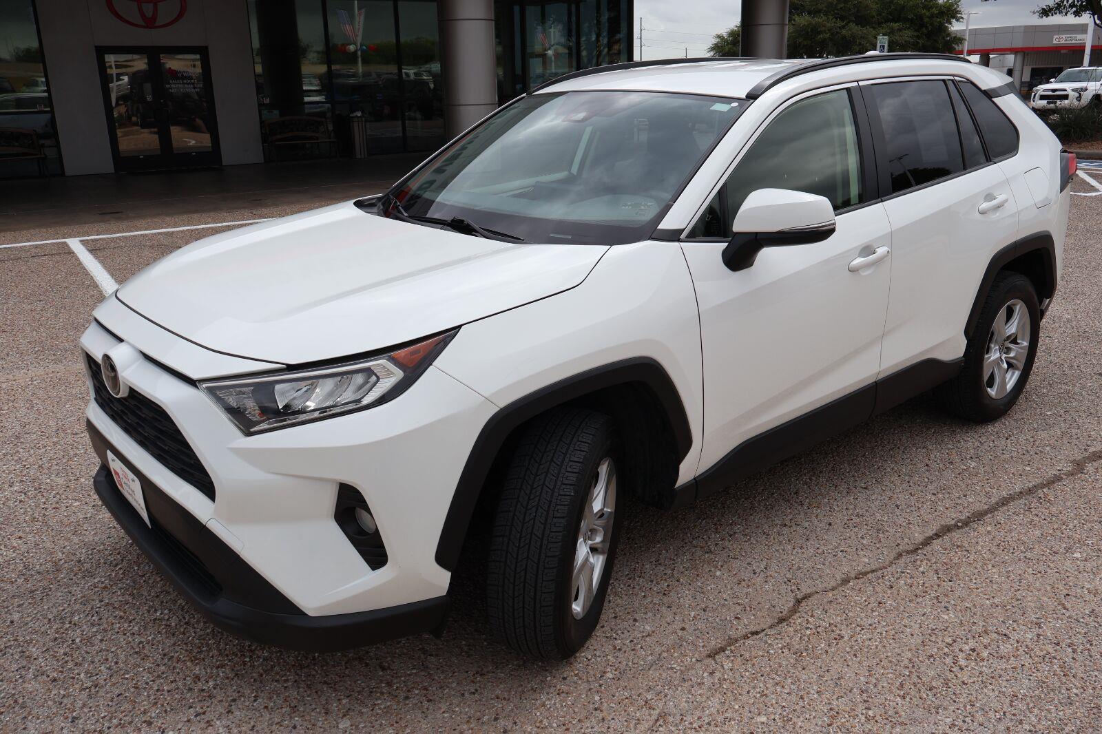 Used 2021 Toyota RAV4 SUV