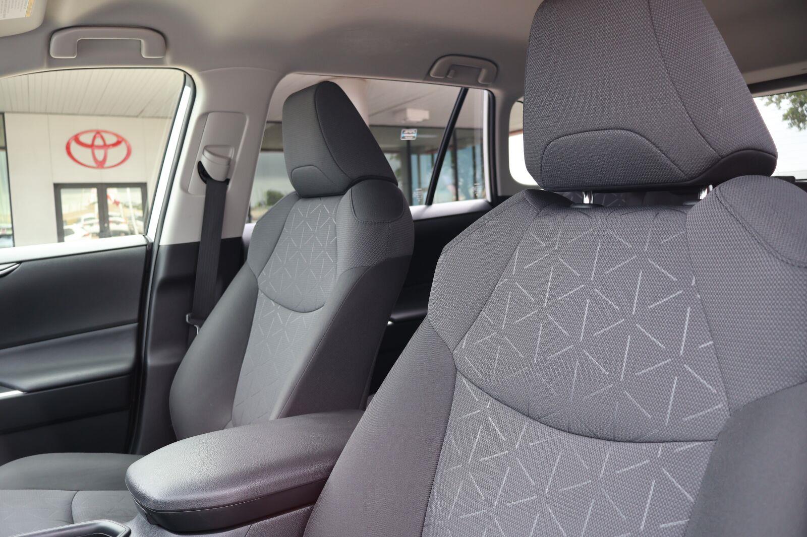 Used 2021 Toyota RAV4 SUV