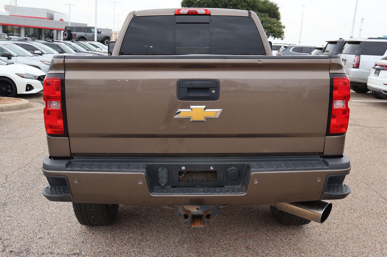Used 2015 Chevrolet Silverado 2500HD Built After Aug 14 Truck