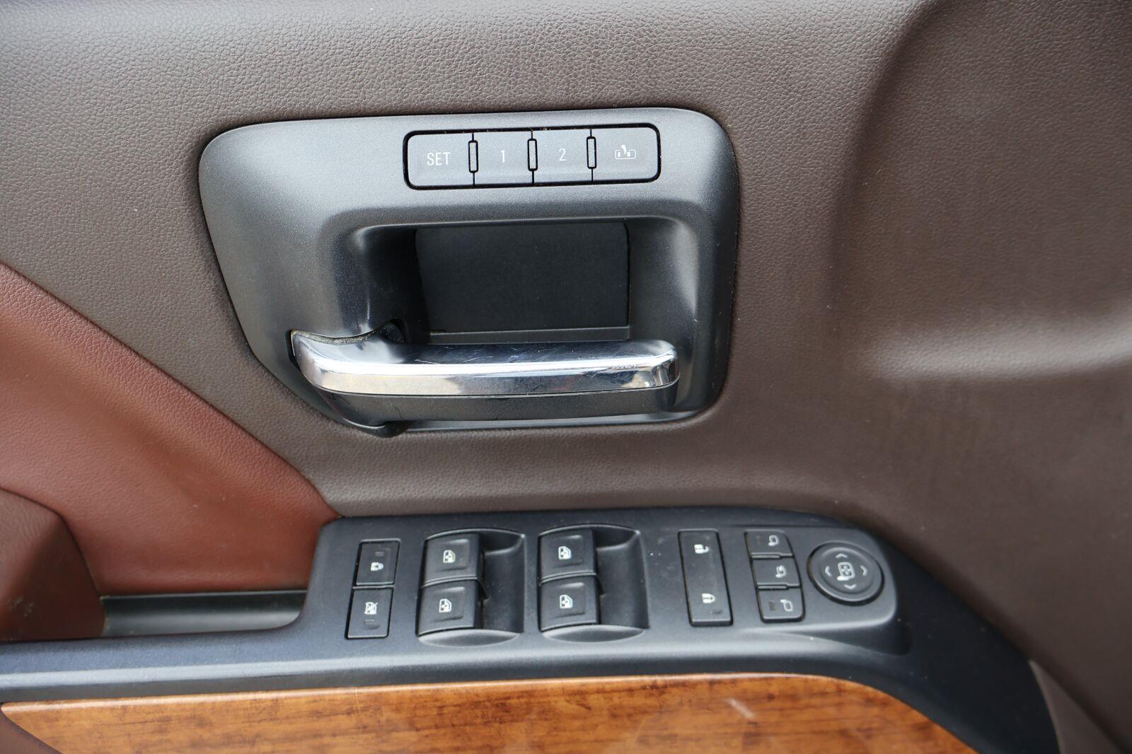 Used 2015 Chevrolet Silverado 2500HD Built After Aug 14 Truck