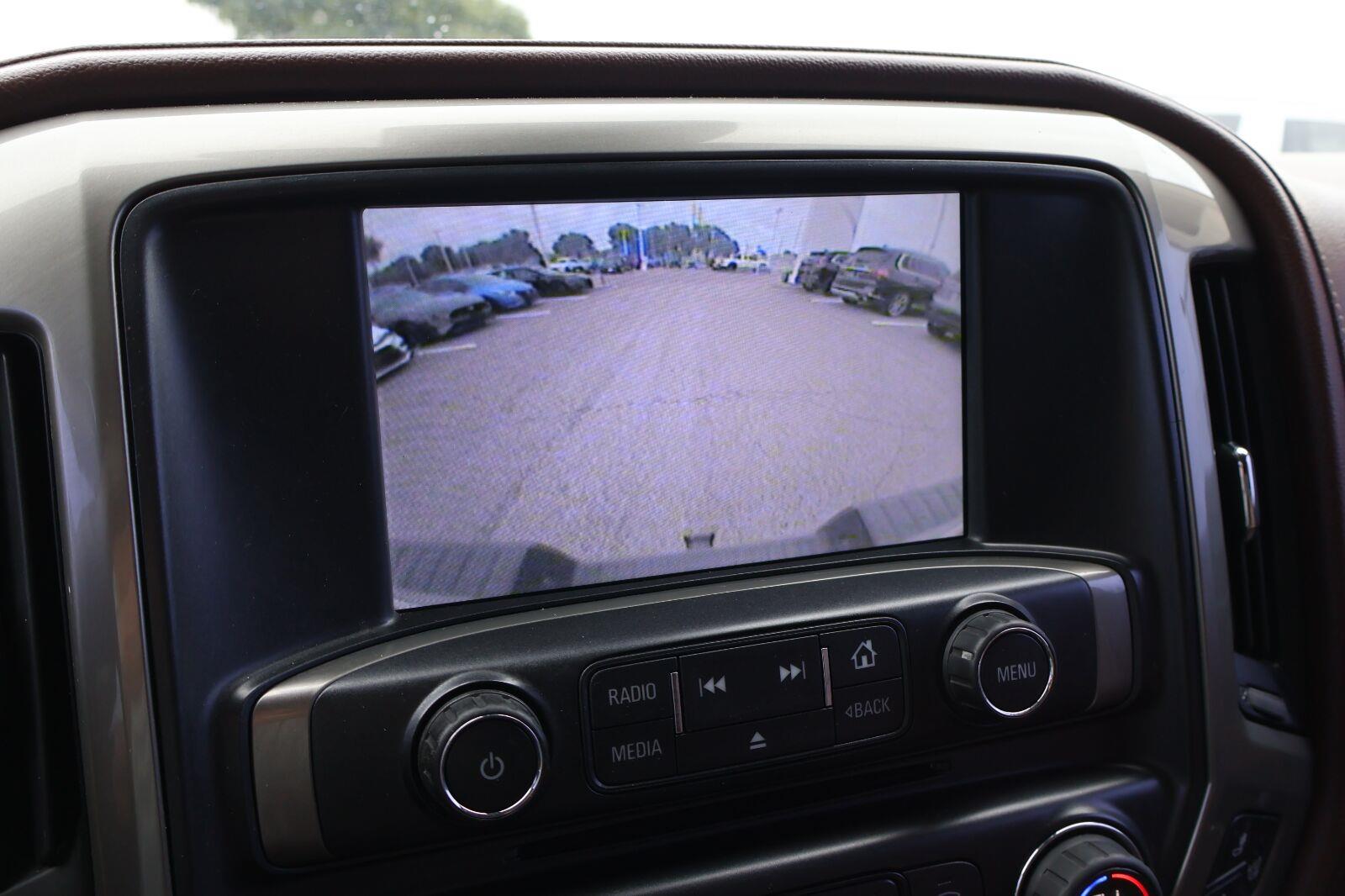 Used 2015 Chevrolet Silverado 2500HD Built After Aug 14 Truck