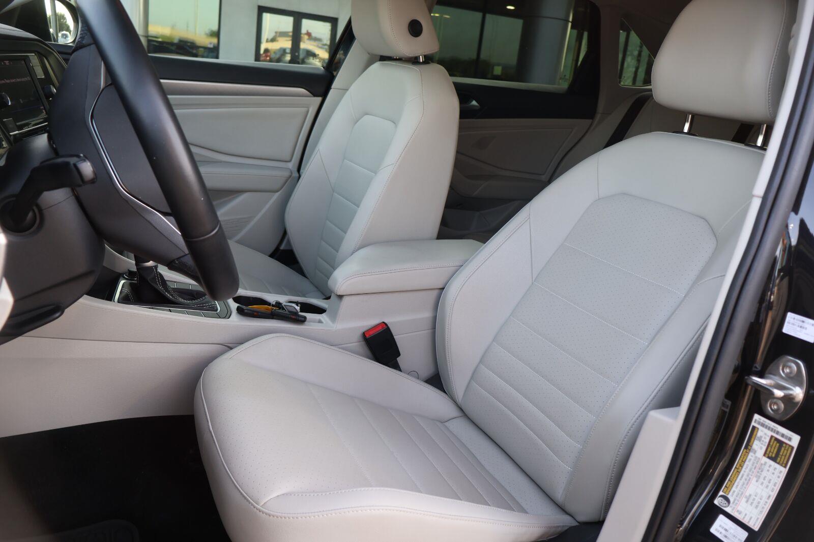 Used 2023 Volkswagen Jetta Sedan