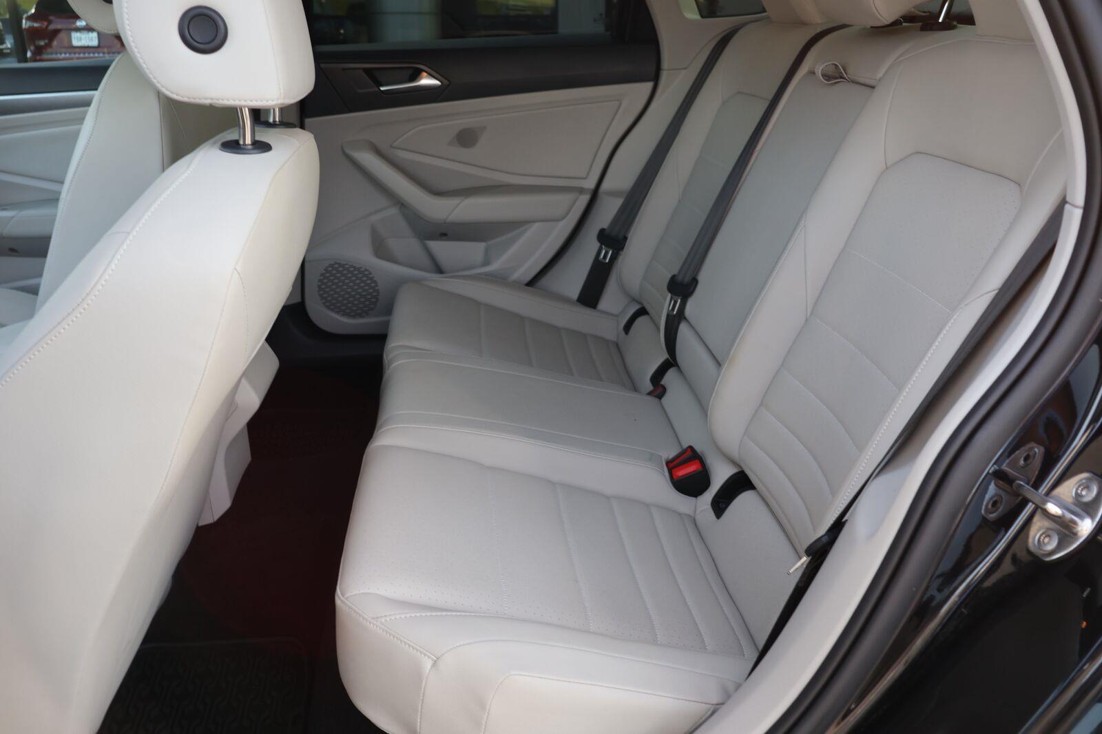 Used 2023 Volkswagen Jetta Sedan