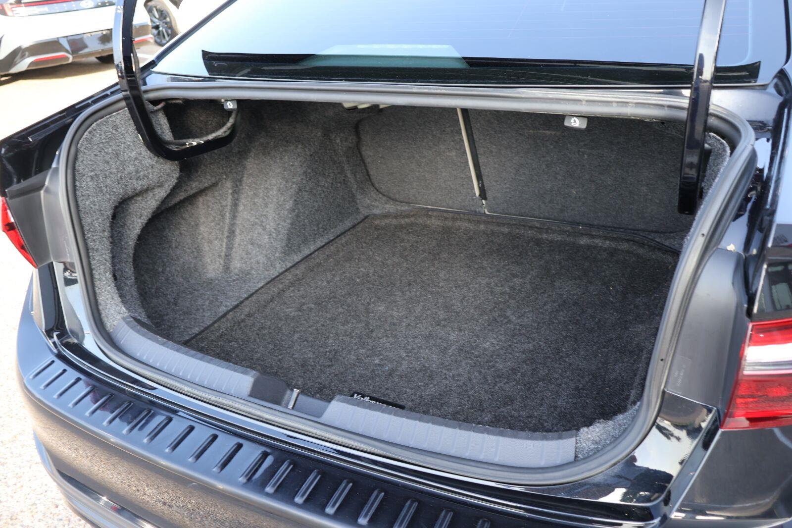 Used 2023 Volkswagen Jetta Sedan