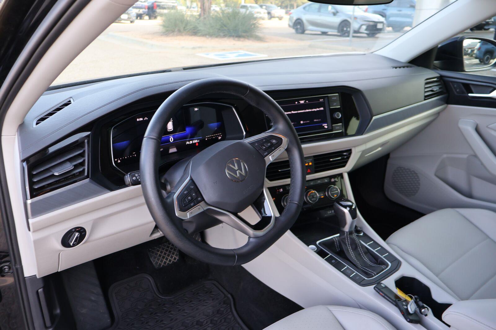 Used 2023 Volkswagen Jetta Sedan