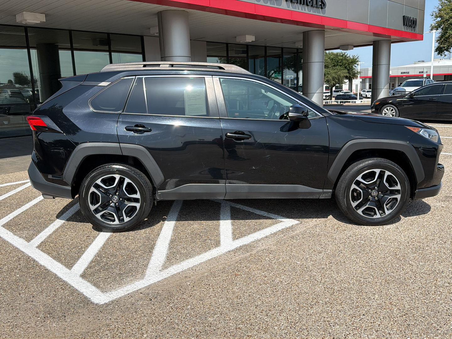 Used 2021 Toyota RAV4 SUV