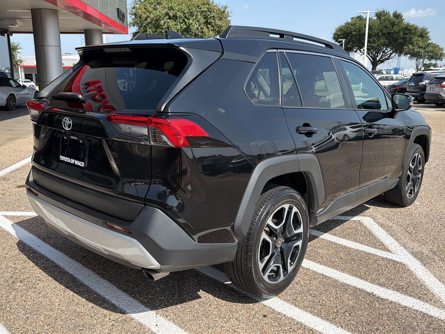 Used 2021 Toyota RAV4 SUV