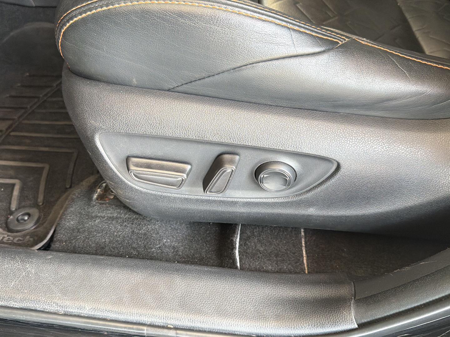 Used 2021 Toyota RAV4 SUV