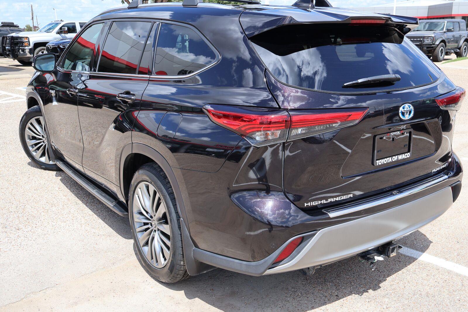 Used 2020 Toyota Highlander SUV