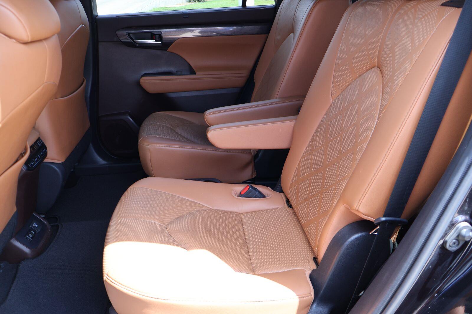 Used 2020 Toyota Highlander SUV