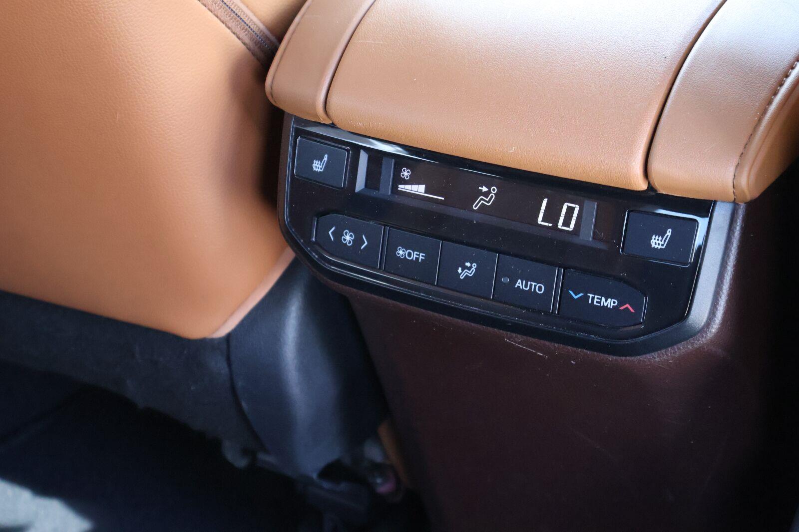 Used 2020 Toyota Highlander SUV