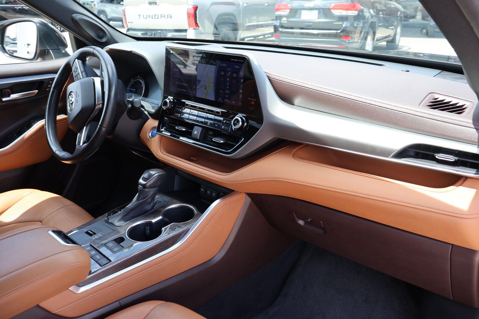 Used 2020 Toyota Highlander SUV