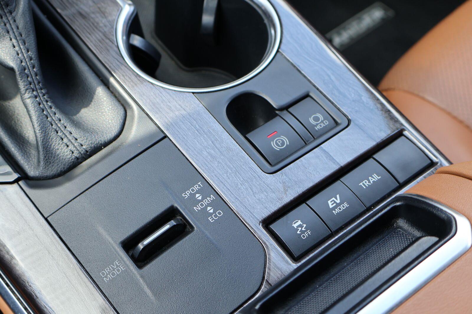 Used 2020 Toyota Highlander SUV