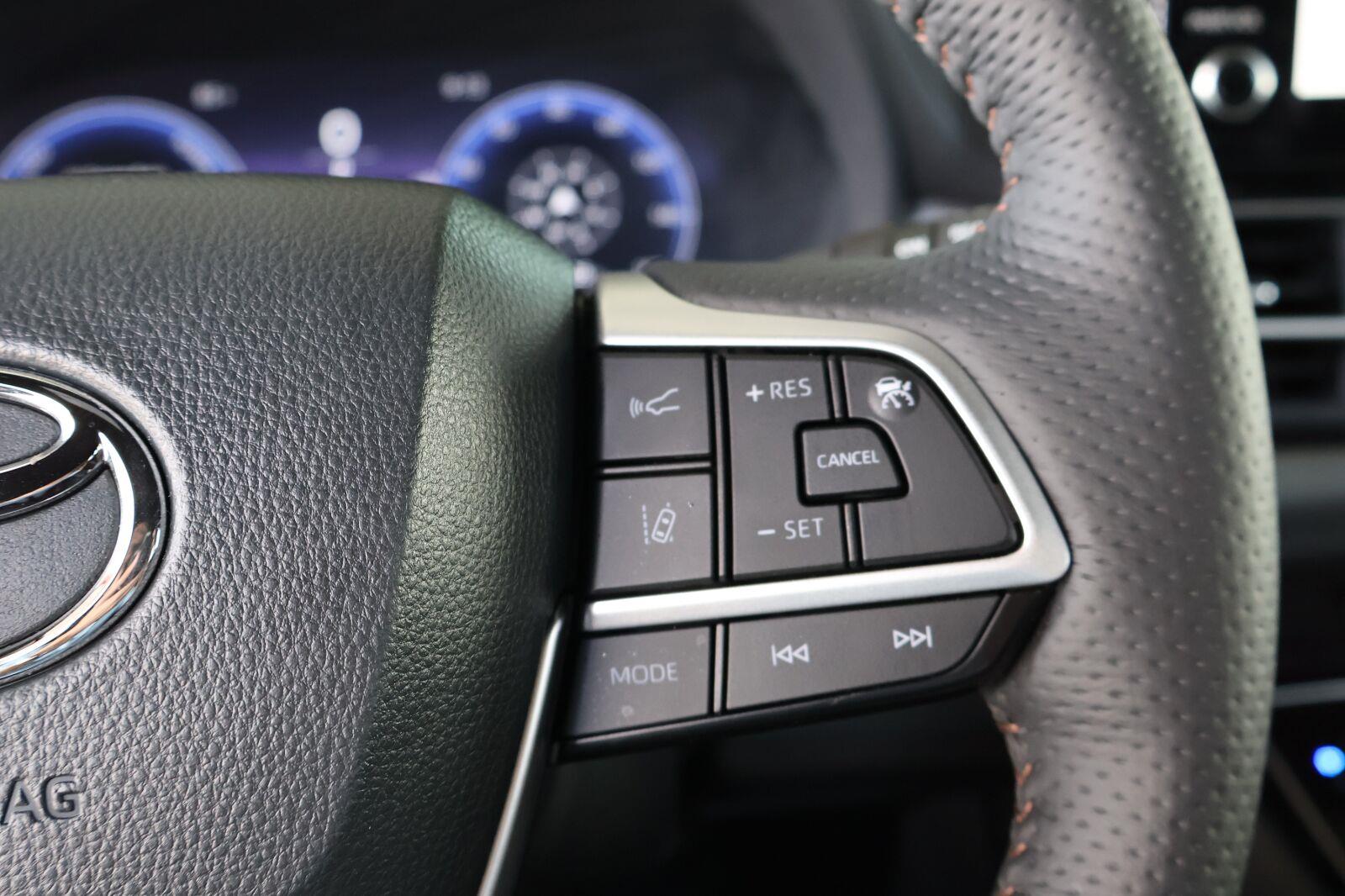 Used 2026 Toyota Sienna Van