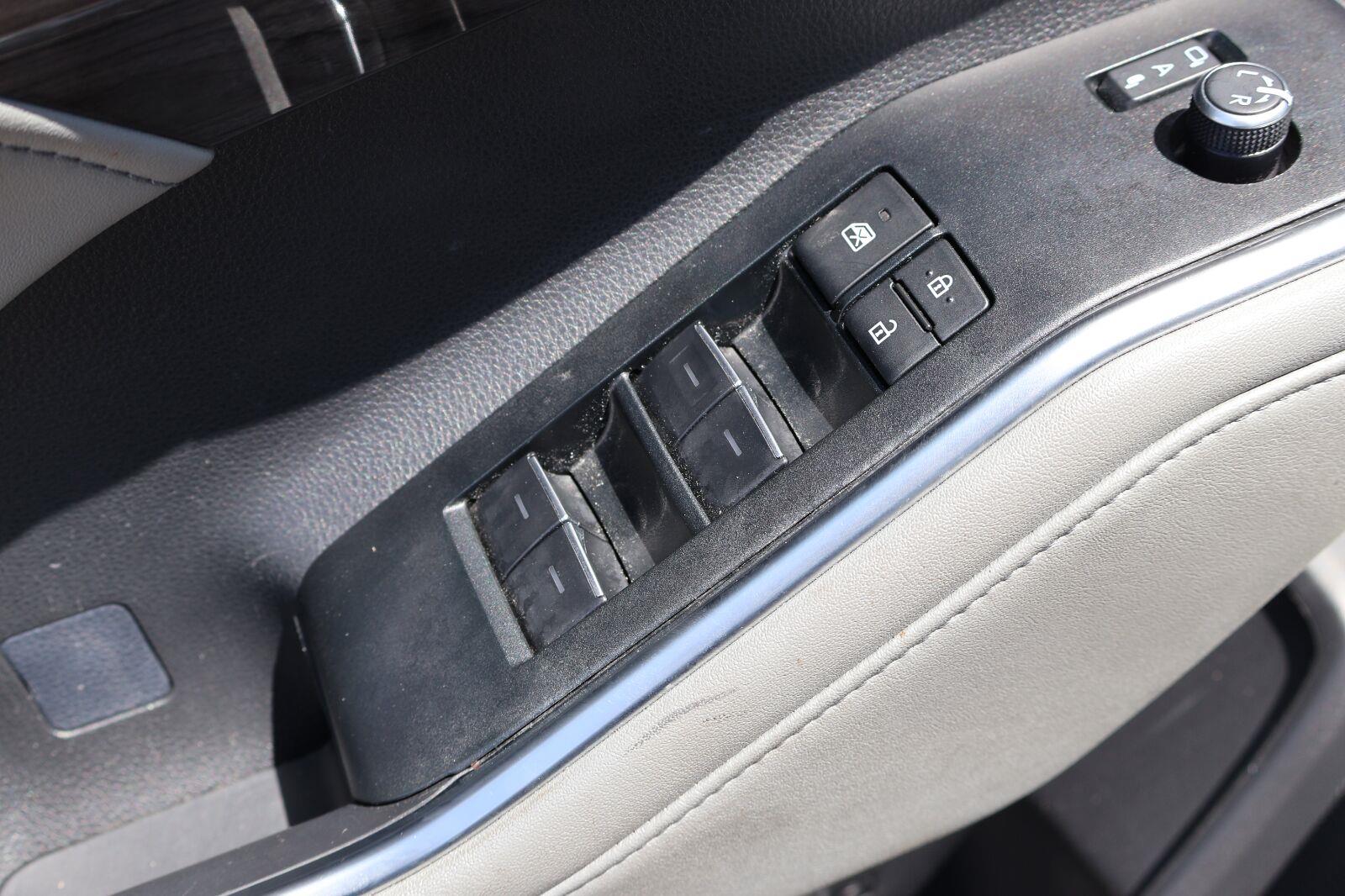 Used 2025 Toyota Highlander SUV
