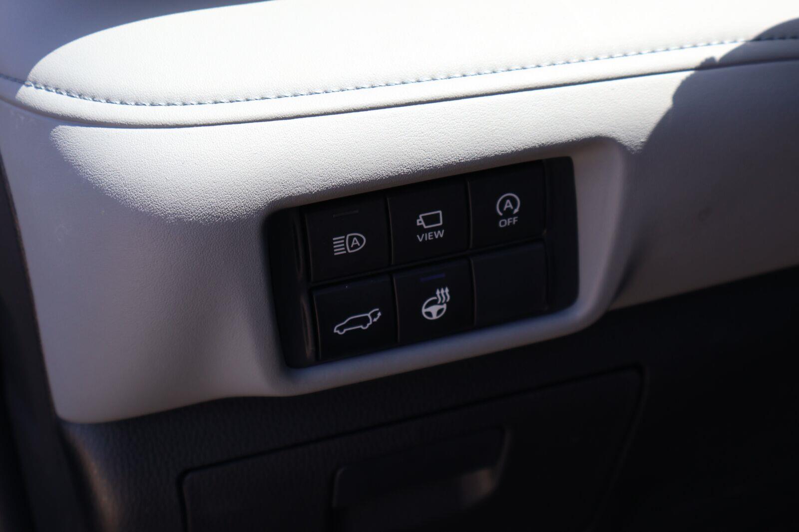 Used 2025 Toyota Highlander SUV