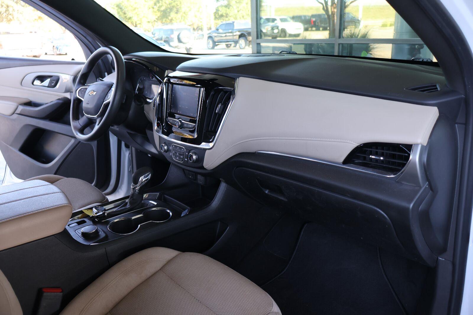 Used 2023 Chevrolet Traverse SUV