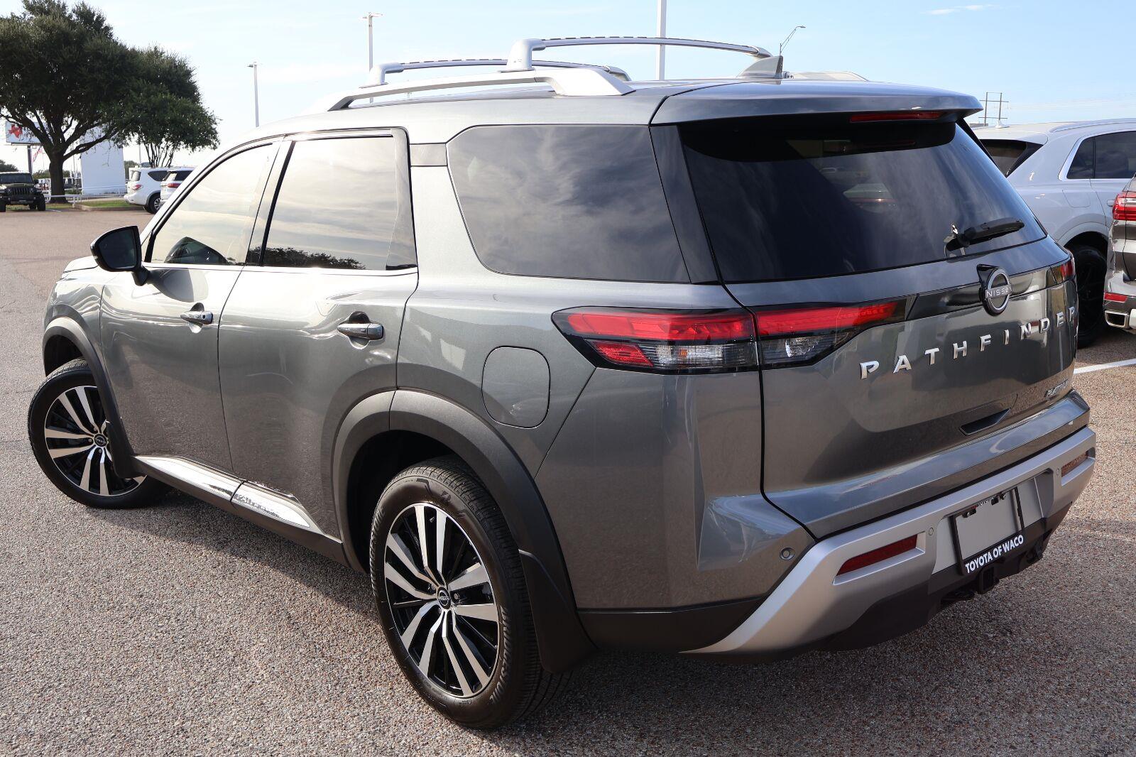 Used 2025 Nissan Pathfinder SUV