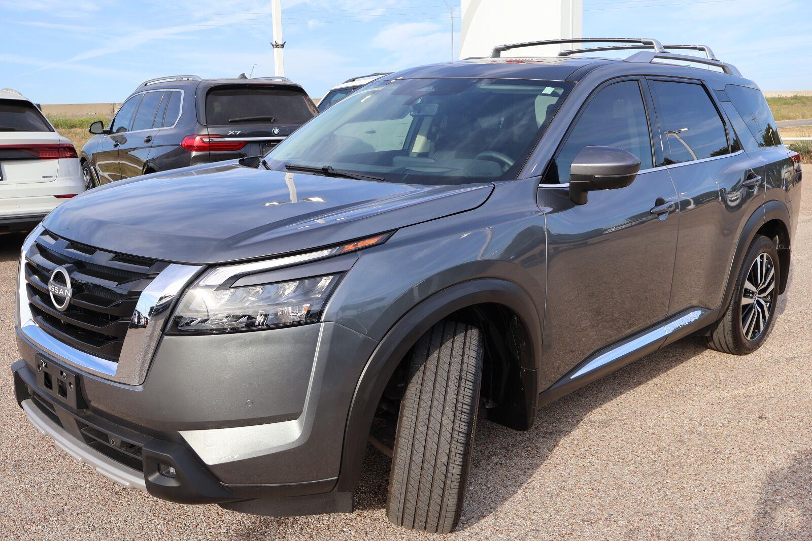 Used 2025 Nissan Pathfinder SUV