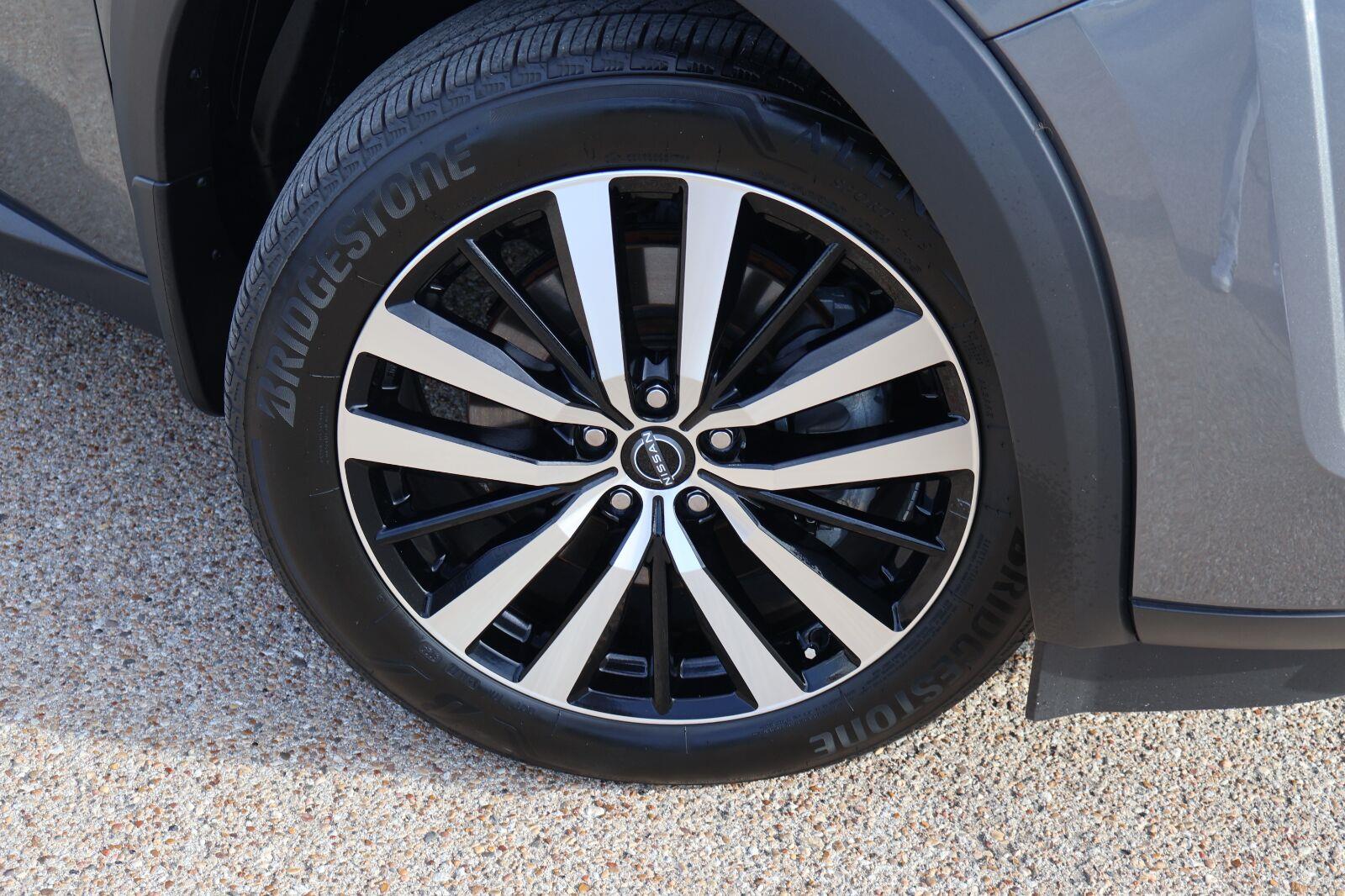 Used 2025 Nissan Pathfinder SUV