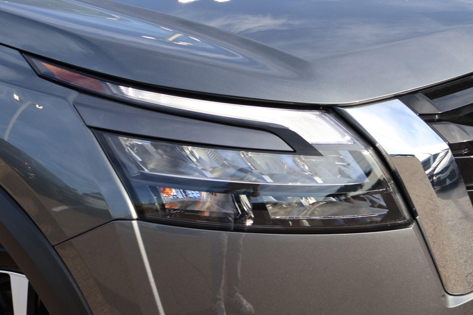 Used 2025 Nissan Pathfinder SUV