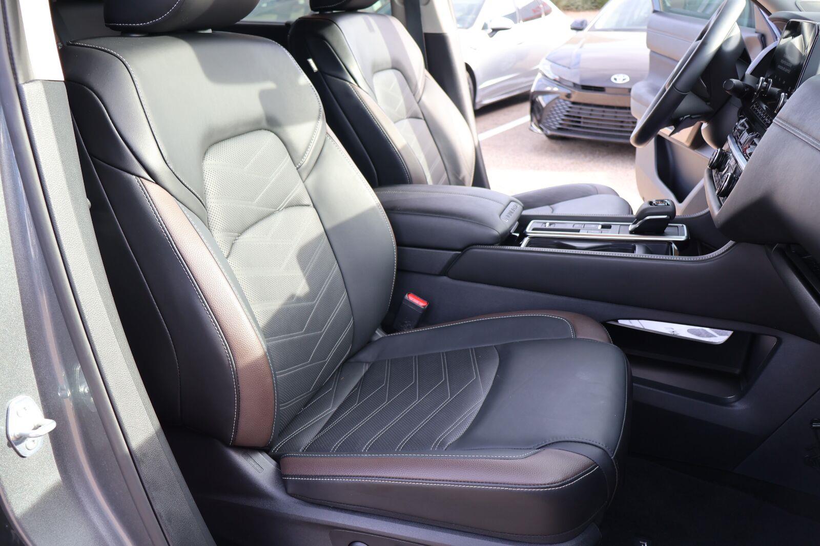 Used 2025 Nissan Pathfinder SUV