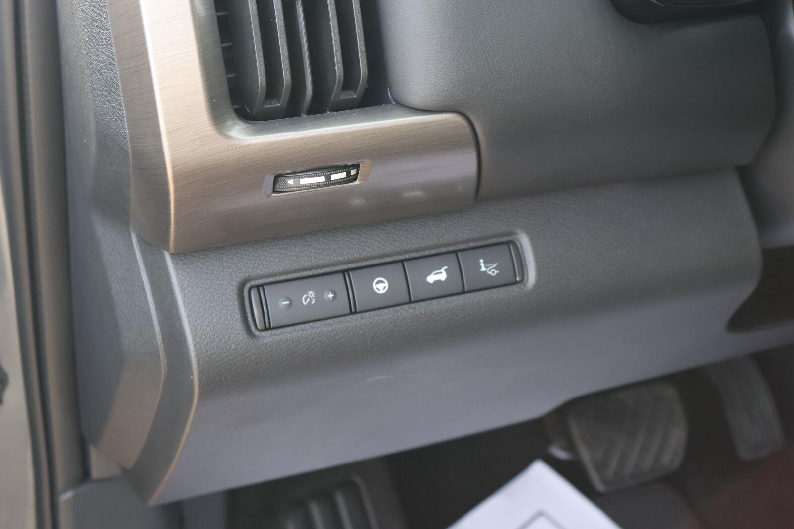 Used 2025 Nissan Pathfinder SUV