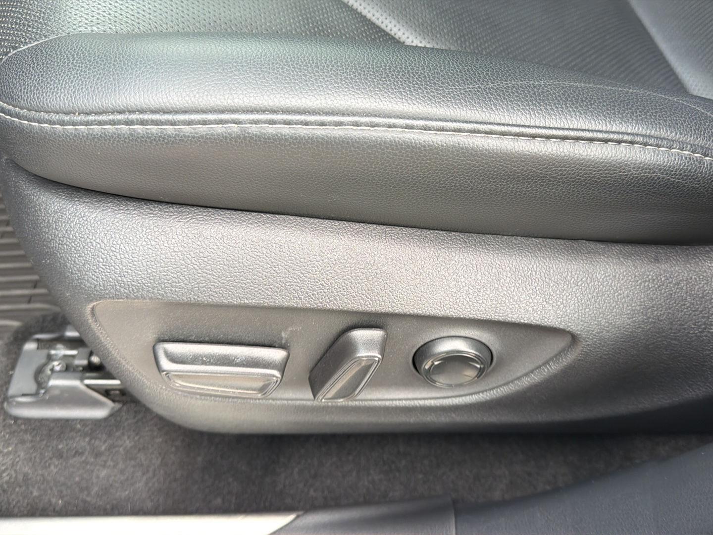 Used 2024 Toyota Highlander SUV