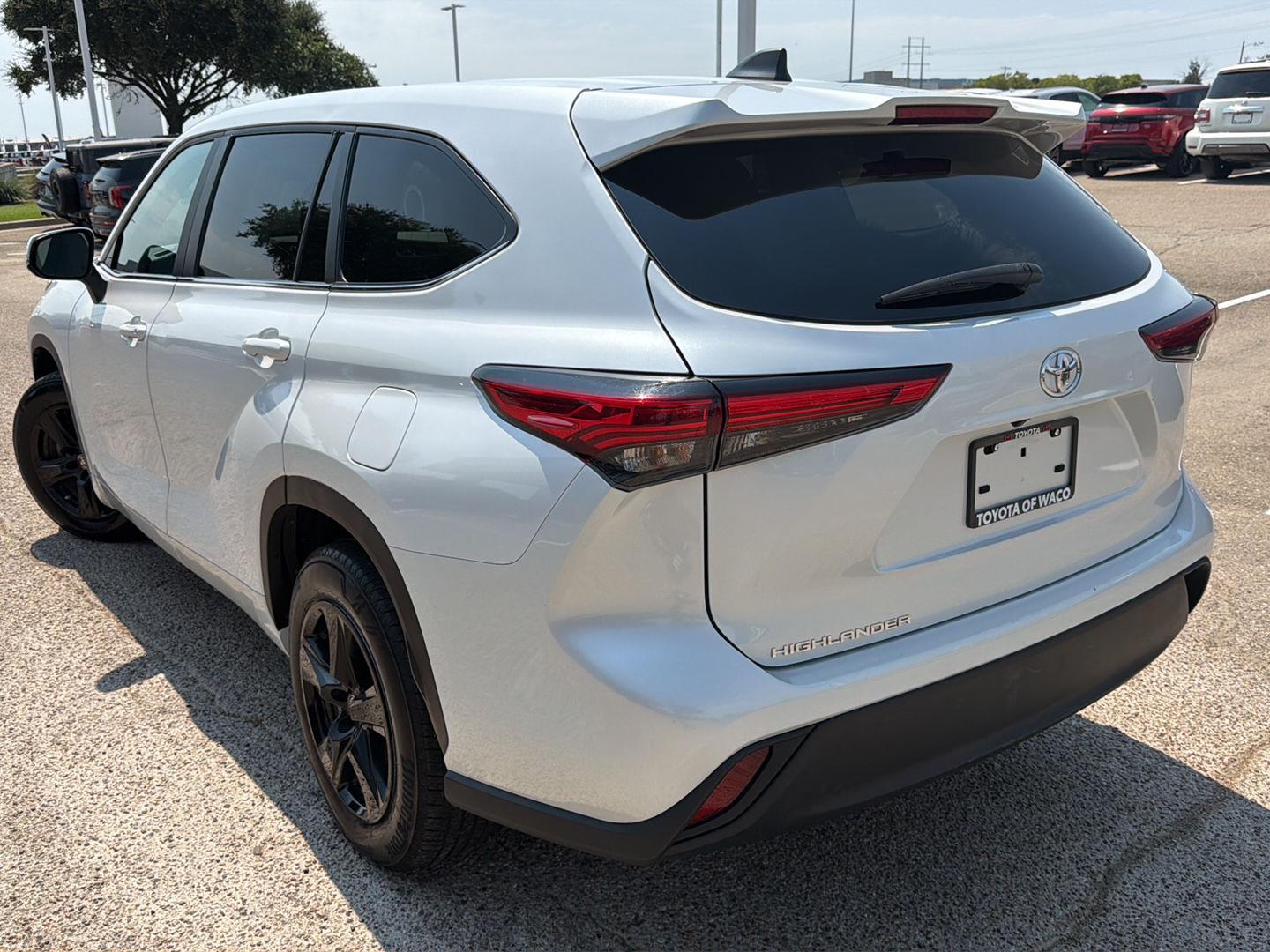 Used 2023 Toyota Highlander SUV