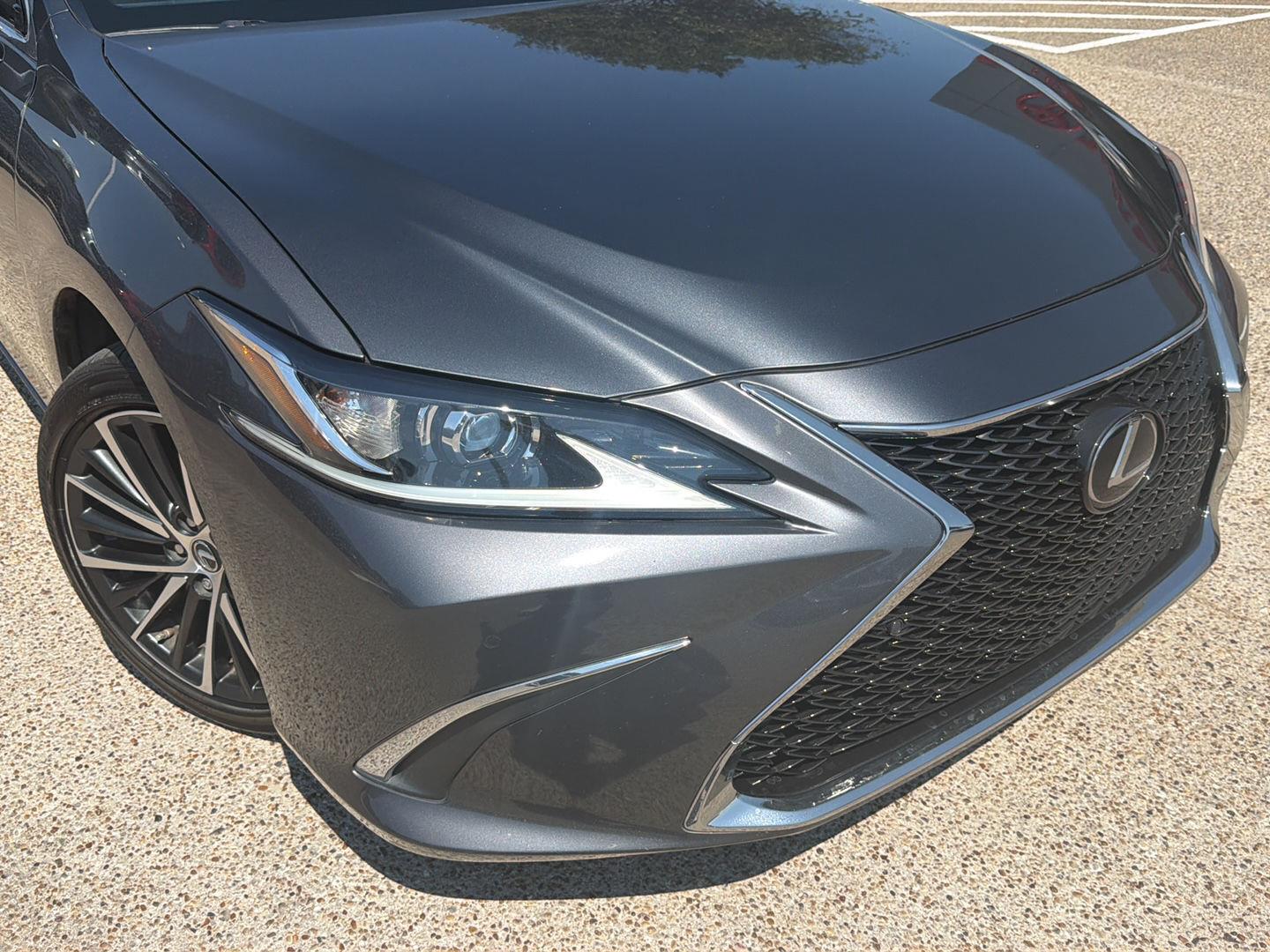 Used 2024 Lexus ES Sedan