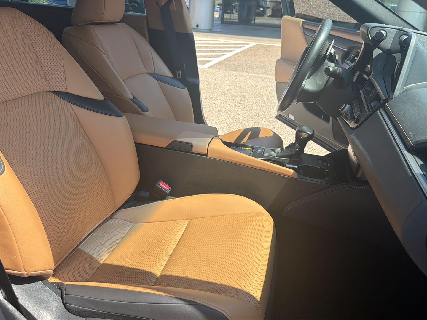 Used 2024 Lexus ES Sedan