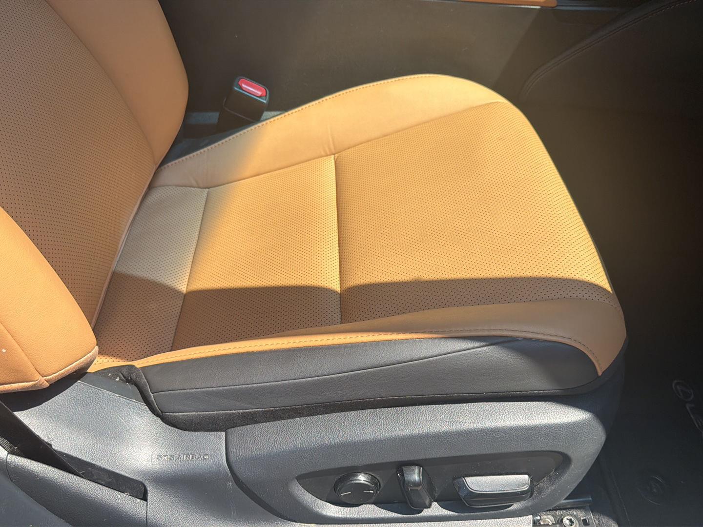 Used 2024 Lexus ES Sedan