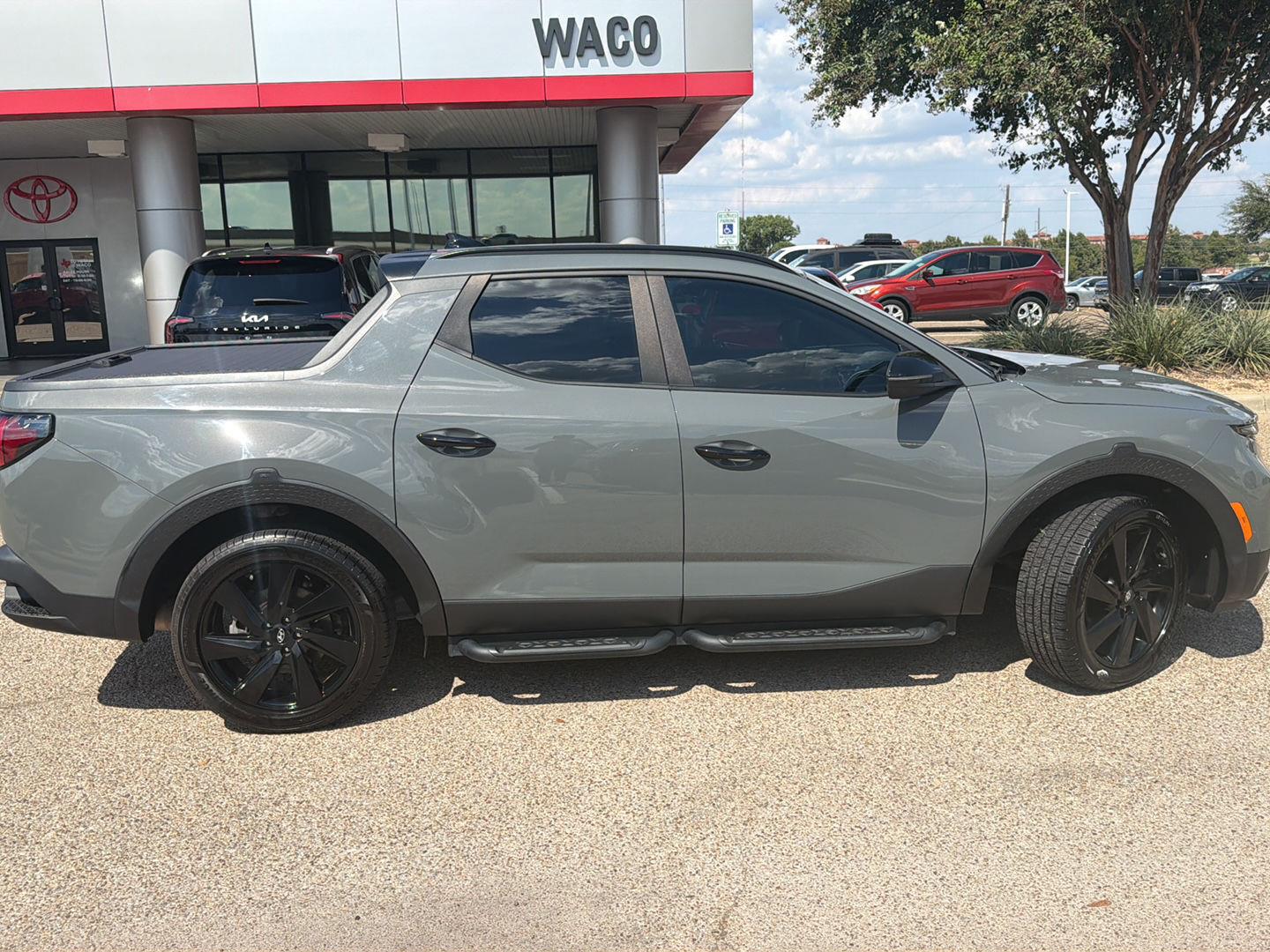 Used 2024 Hyundai Santa Cruz Truck