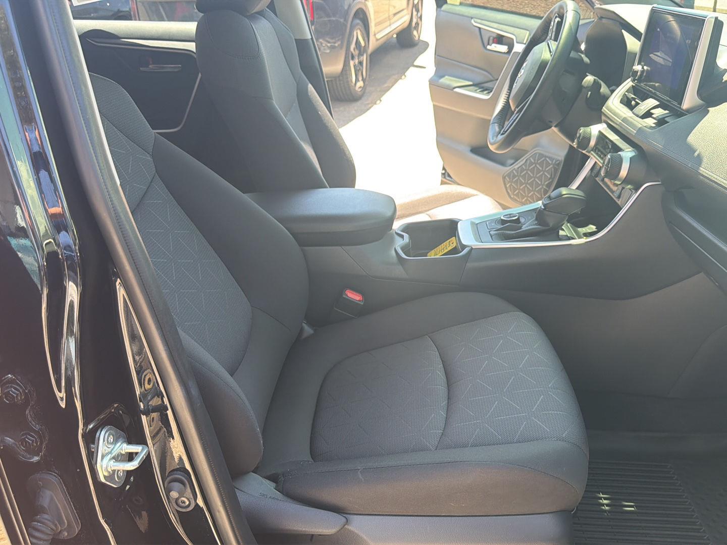 Used 2025 Toyota RAV4 SUV