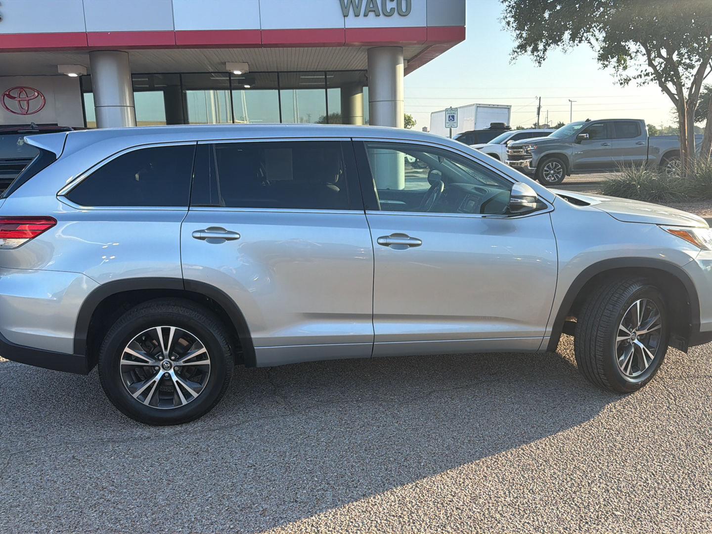 Used 2018 Toyota Highlander SUV