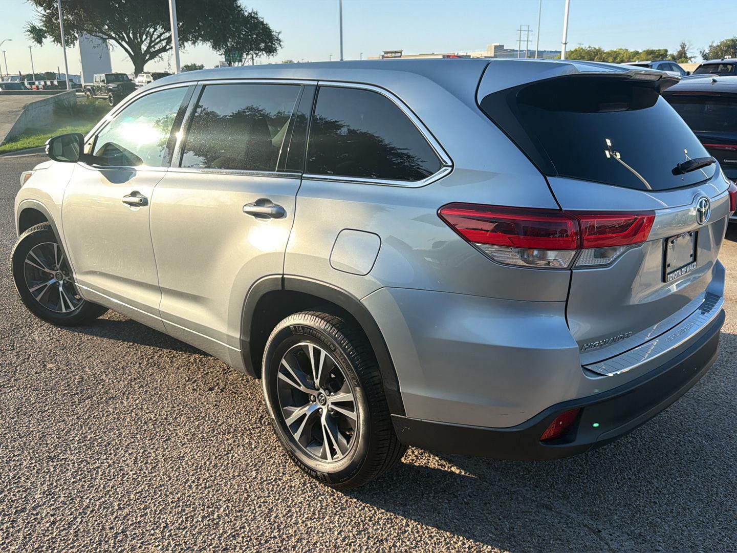 Used 2018 Toyota Highlander SUV