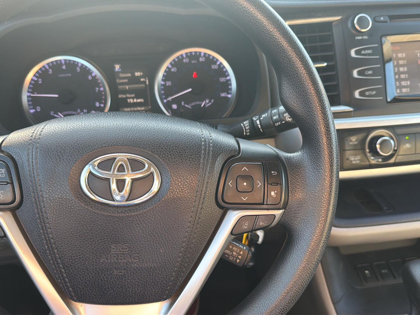Used 2018 Toyota Highlander SUV