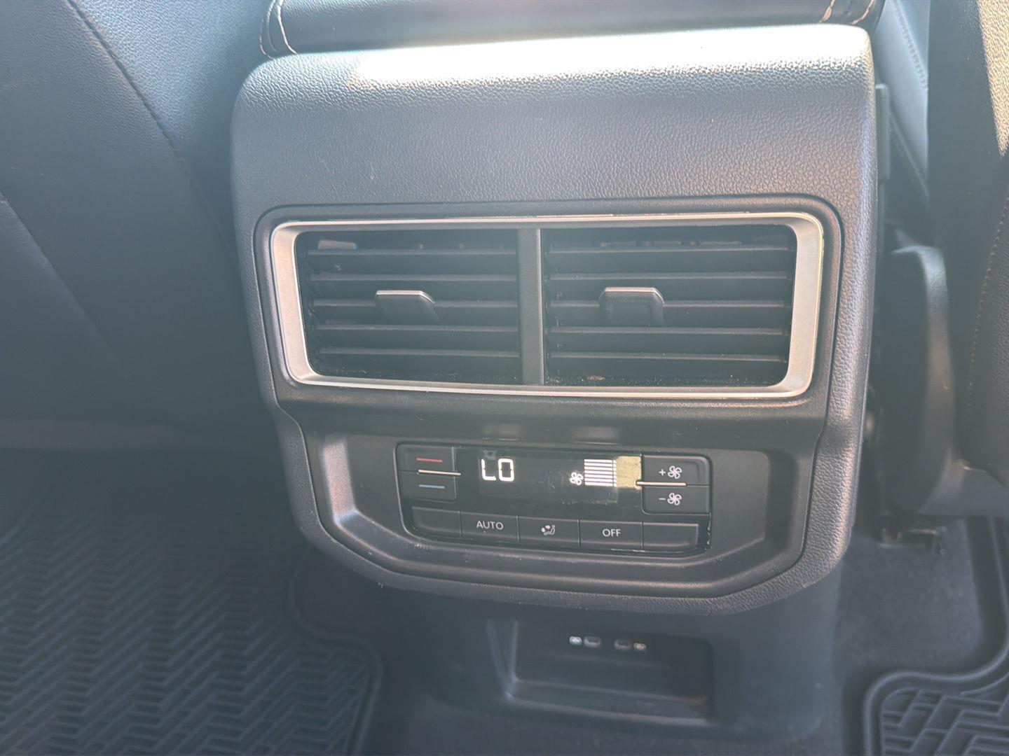 Used 2024 Volkswagen Atlas SUV