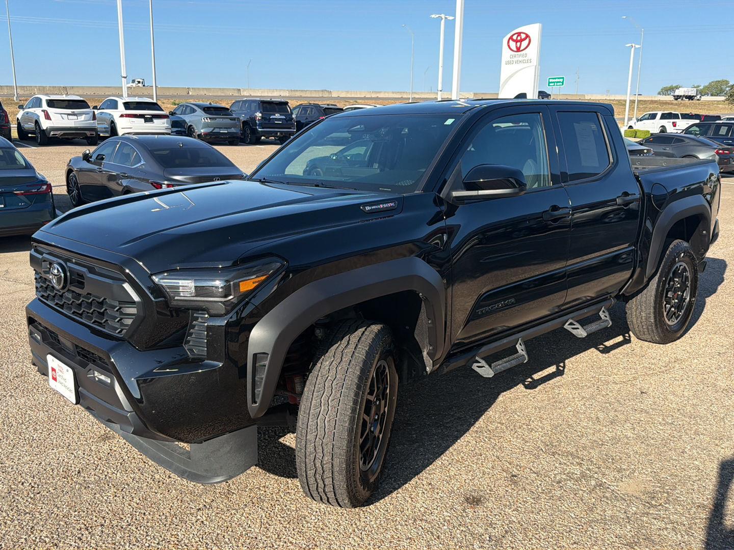 Used 2025 Toyota Tacoma Truck