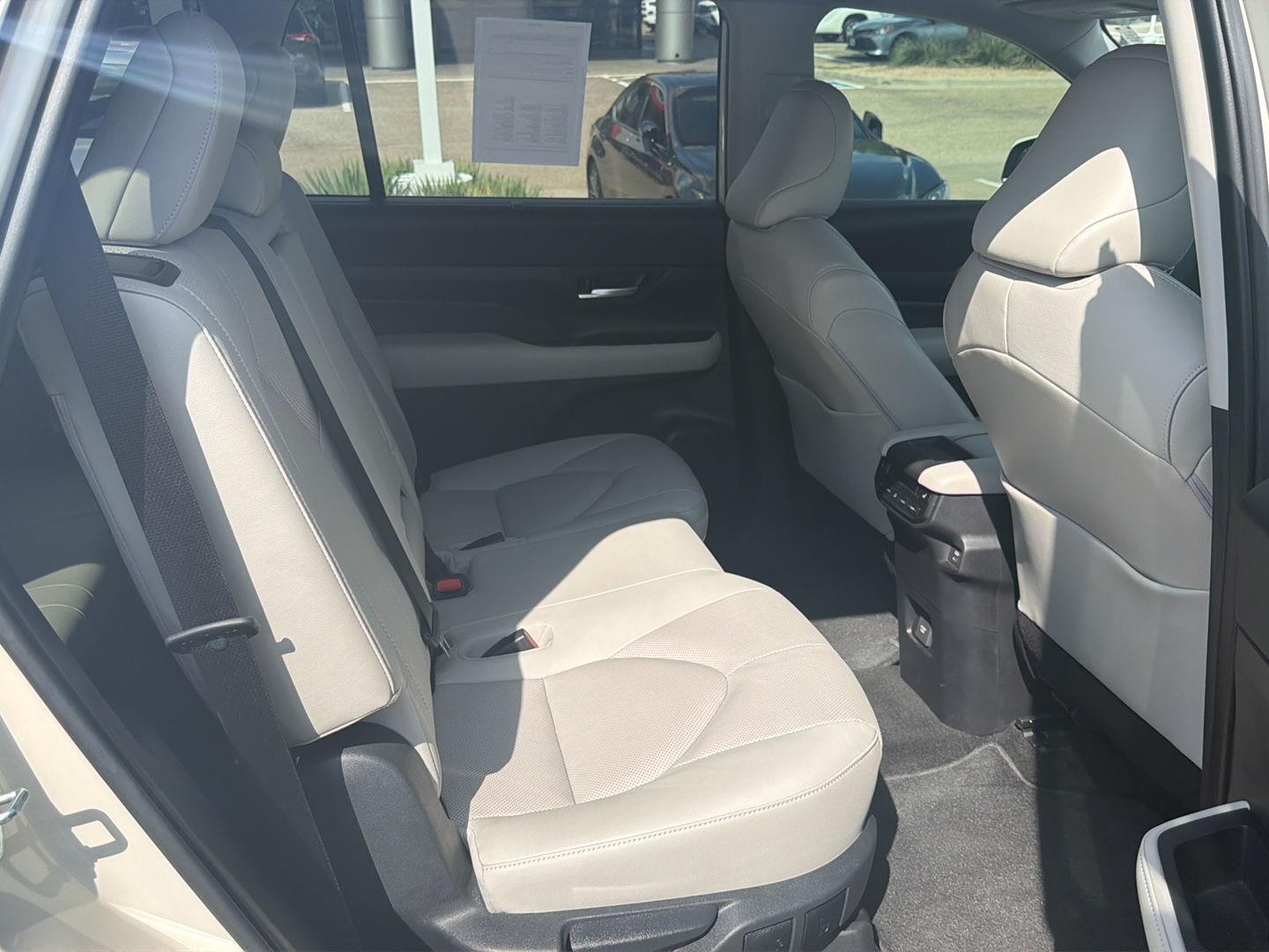 Used 2024 Toyota Grand Highlander SUV
