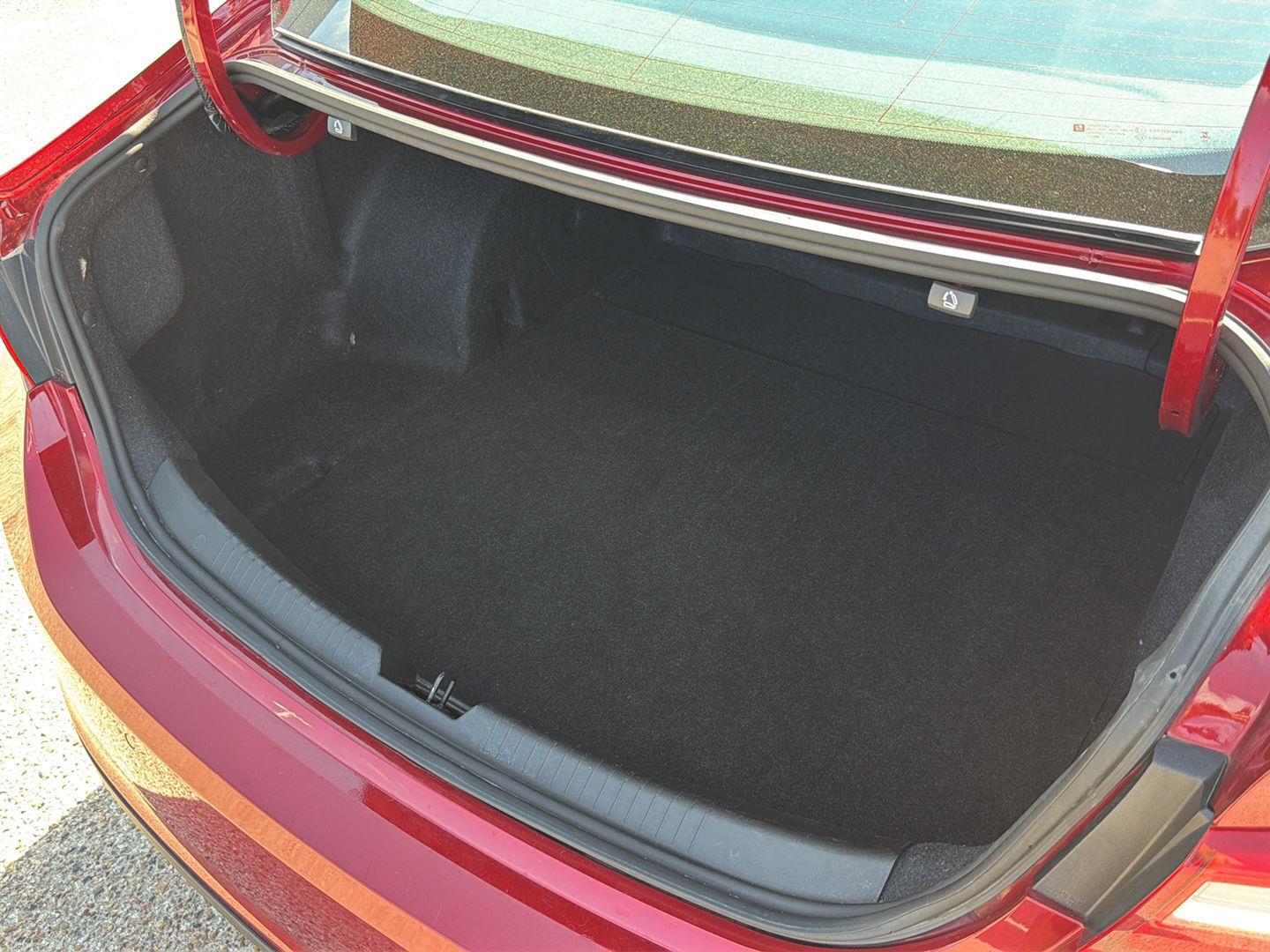 Used 2025 Chevrolet Malibu Sedan